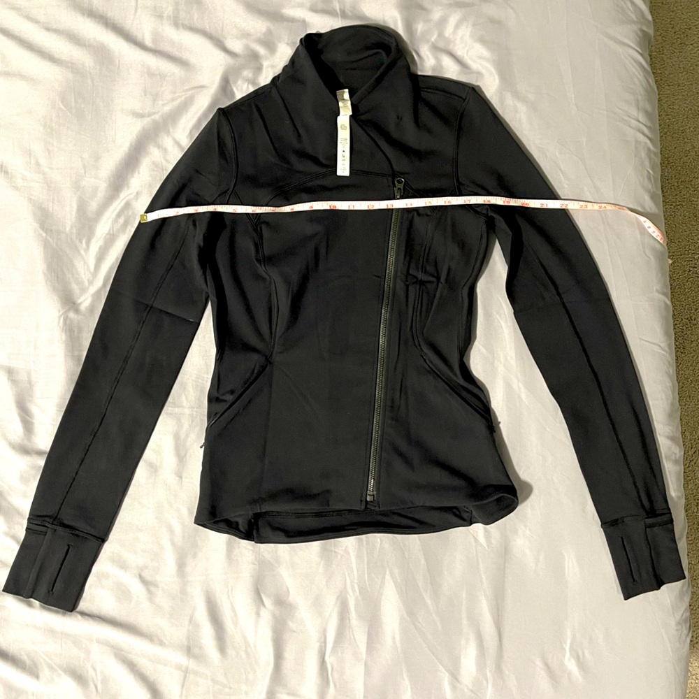Lululemon Precision Jacket - Size 6, Black